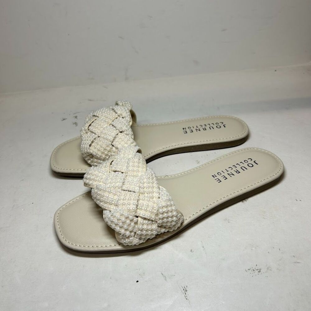Journee Collection Womens 9 M Ivory Railley Beaded Slip On Flat Sandals NIB YP4